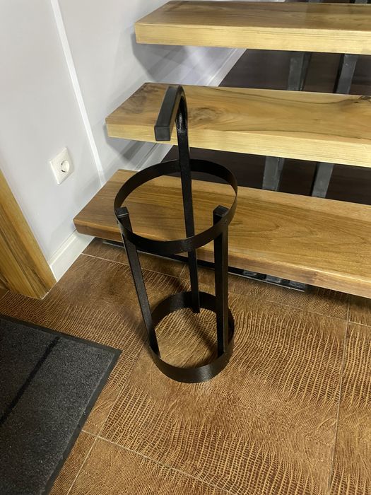 Подставка для зонта в прихожую