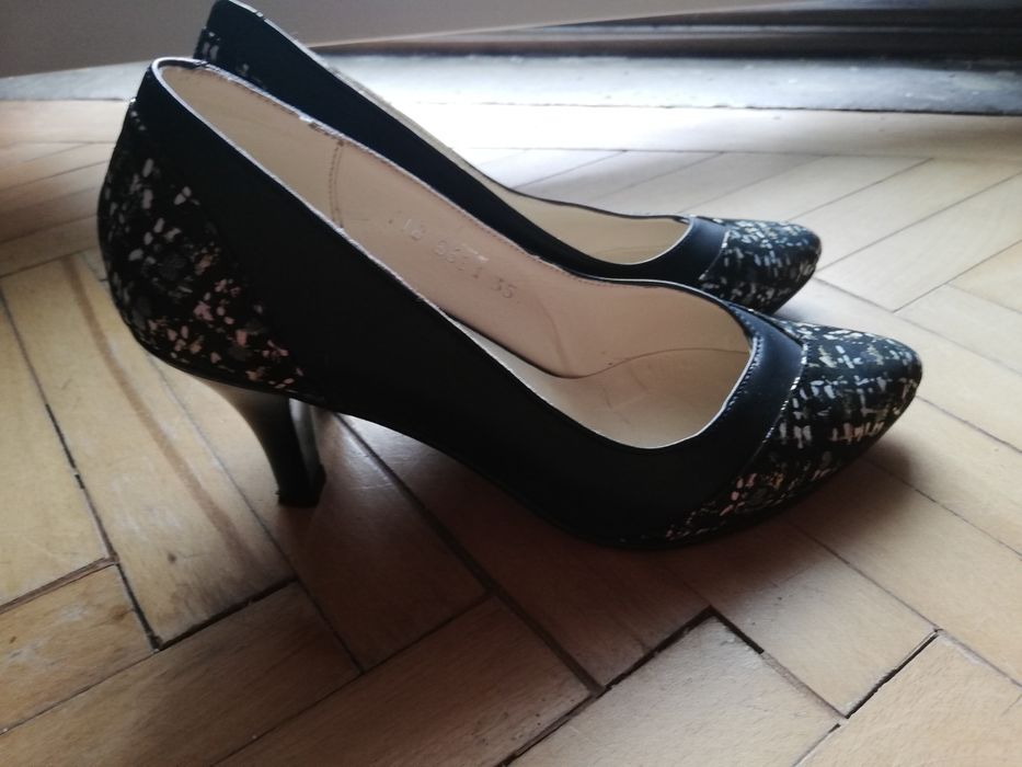 Pantofi eleganți, piele naturala