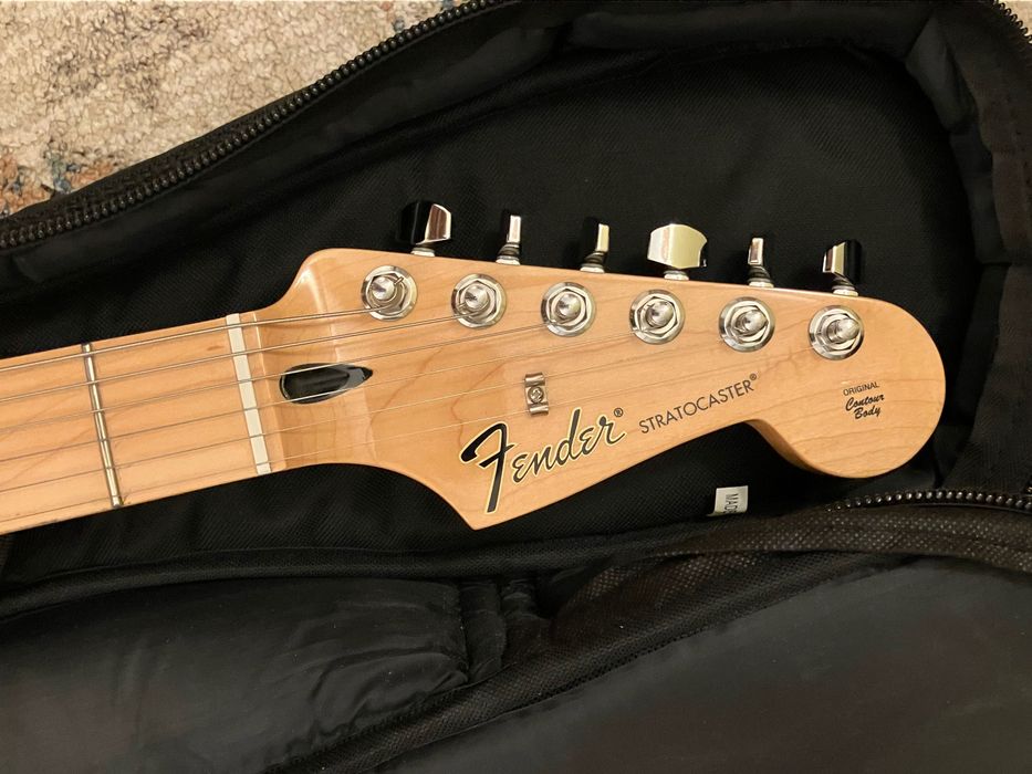Fender Stratocaster