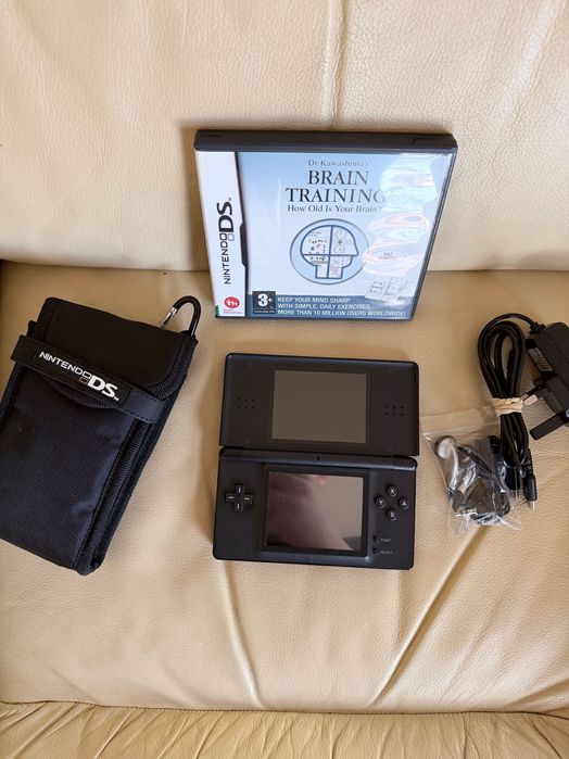 Nintendo DS Lite – Черен, работи отлично