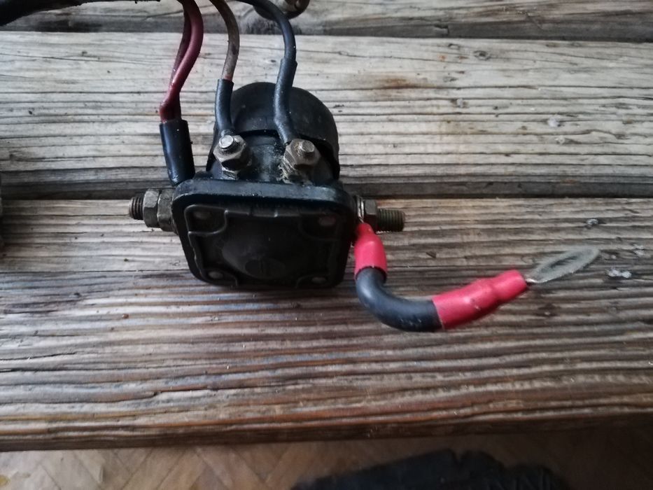 Капак за извънбордов мотор карборатор бобини.