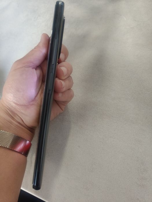 Телефон Xiaomi Poko F3