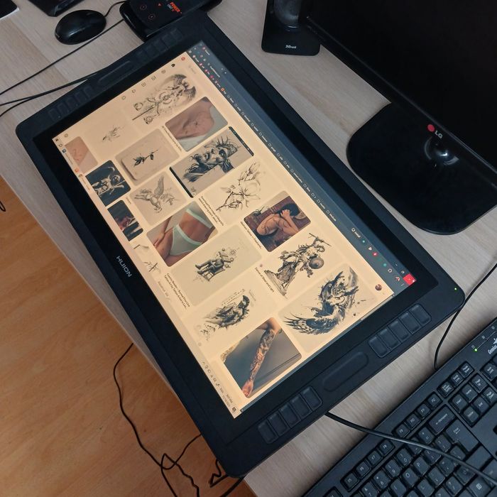 Tableta Grafica LCD Huion Kamvas Pro pen 22 . 48x27 cm . 55 cm diag