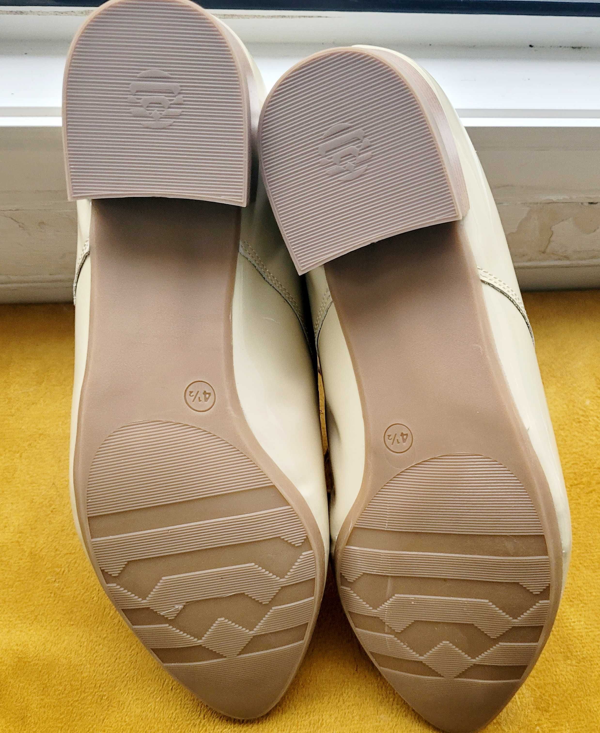 Pantofi Dama Piele Naturala Lacuita Beige/Crem 37/37.5 Toc 3 cm Noi