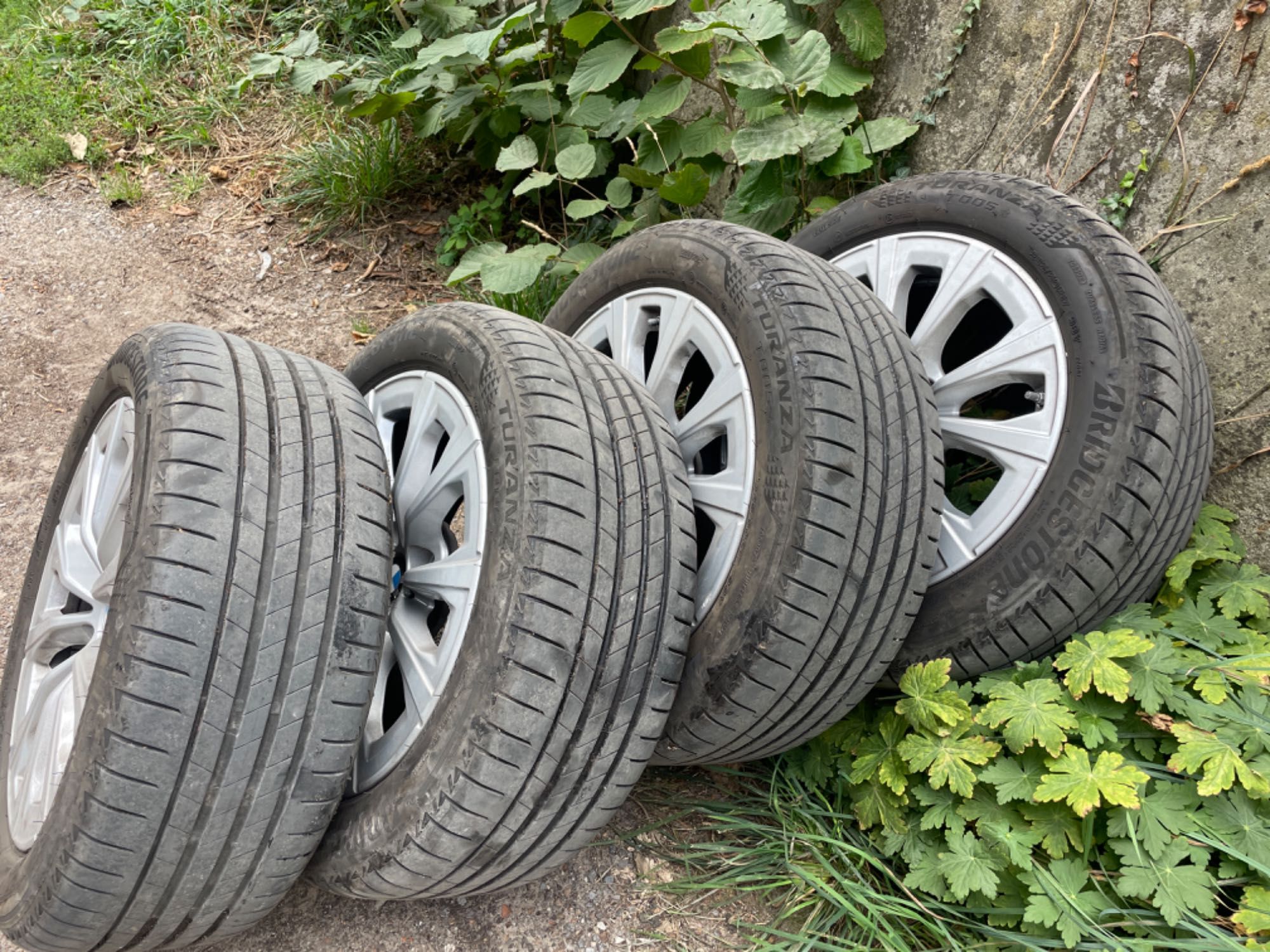 Летни гуми R17 Bridgestone Turanza T005* Хомологация BMW