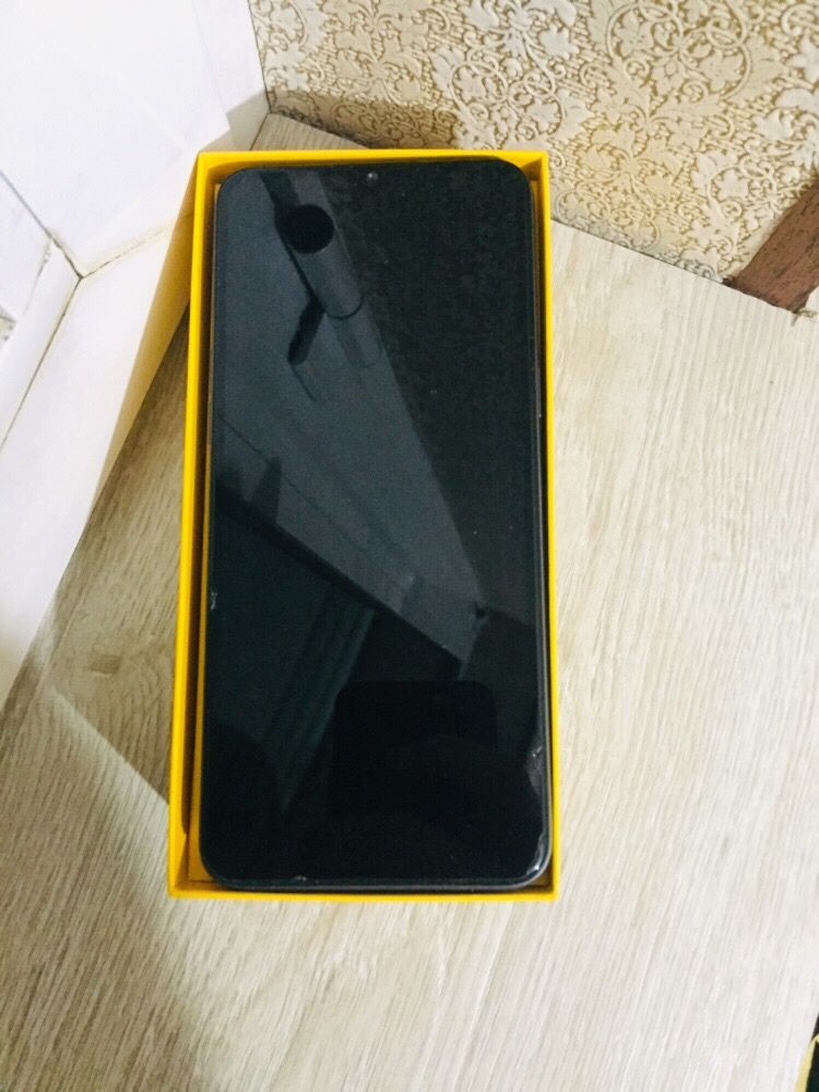 Realmi C3 64 gb ideal