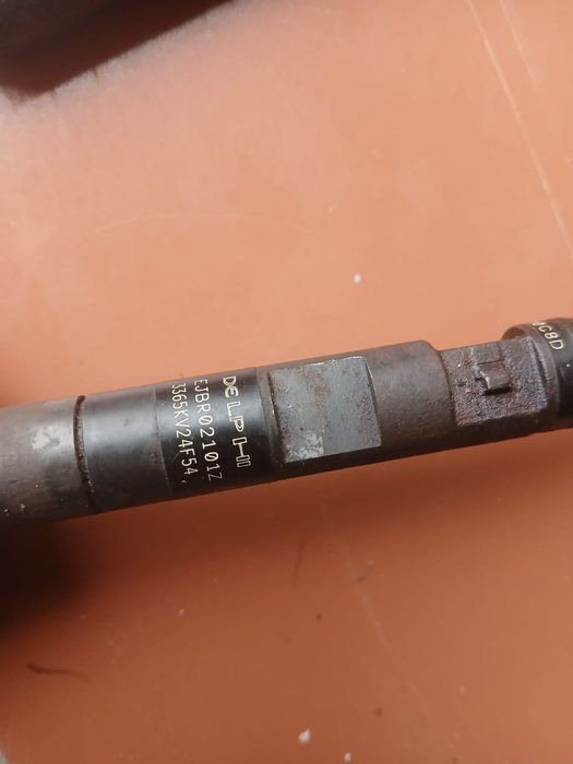 Injectoare Renault megan 2 1.5 dci