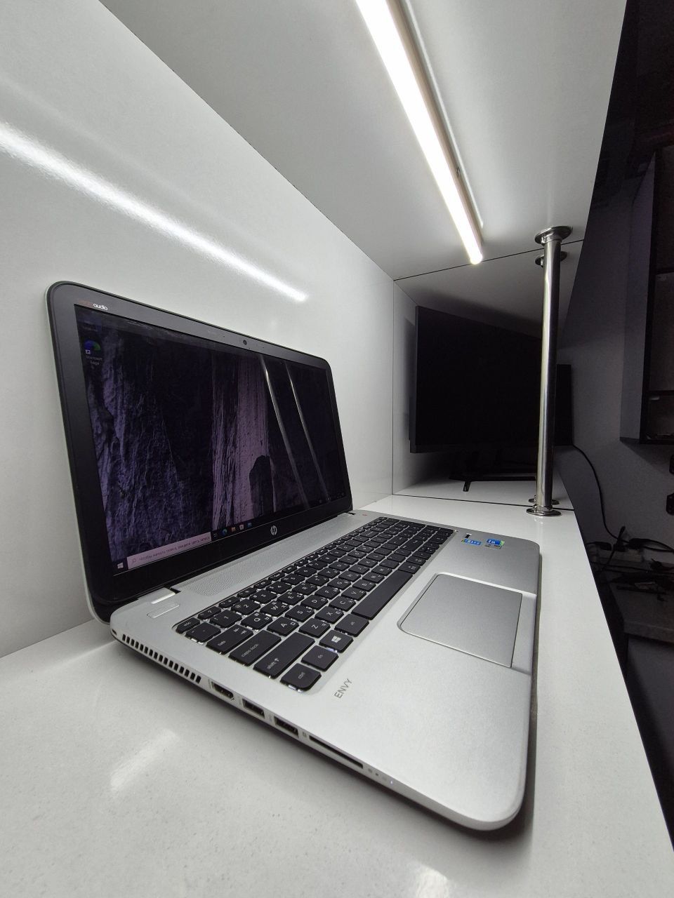HP Envy — Kuchli Gaming Laptop