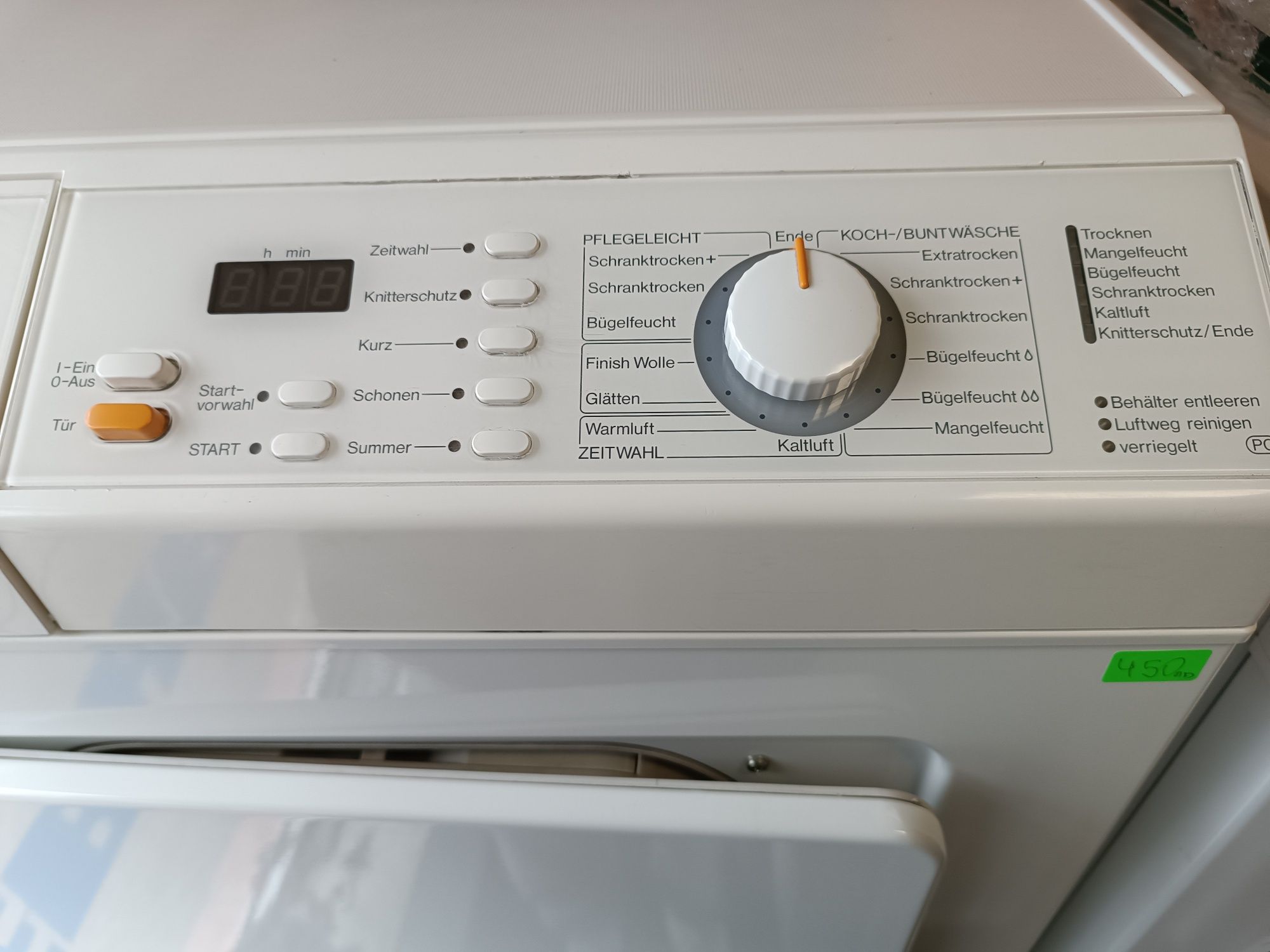 Сушилна машина Miele T 677 C