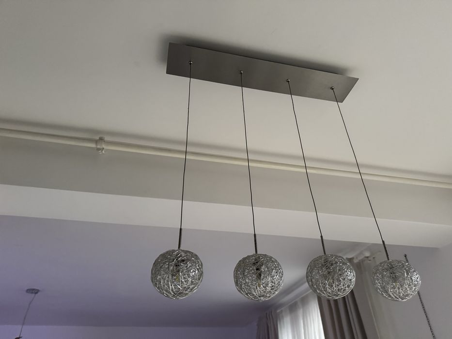 Lustra moderna cu led