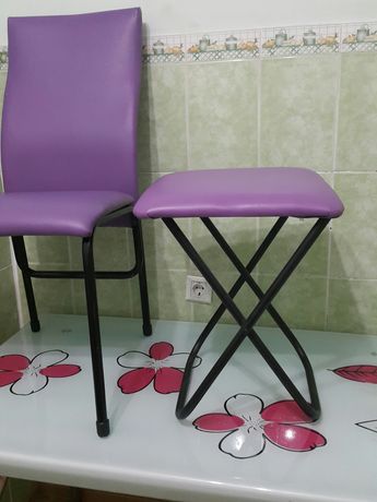 Новый 4 стулья и 2 табуретки . Турция
