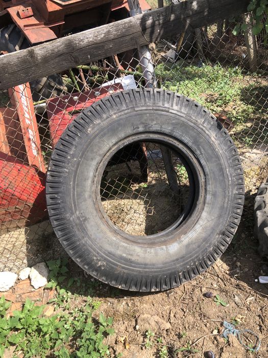 Piesa cauciucuri remorci 750 ,825,900,1000 pe r 20