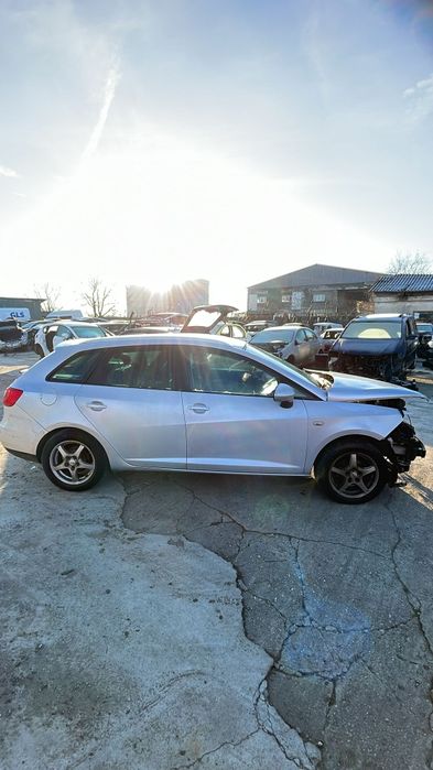 Dezmembrez Seat Ibiza 2011  1.2TDi  cod motor CFWA
