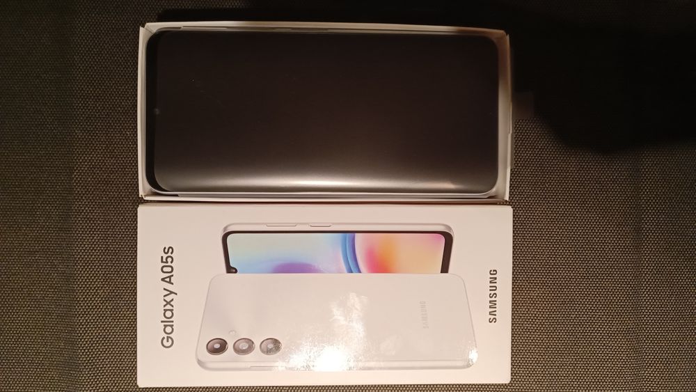 Телефон Galaxy A05s Чисто нов