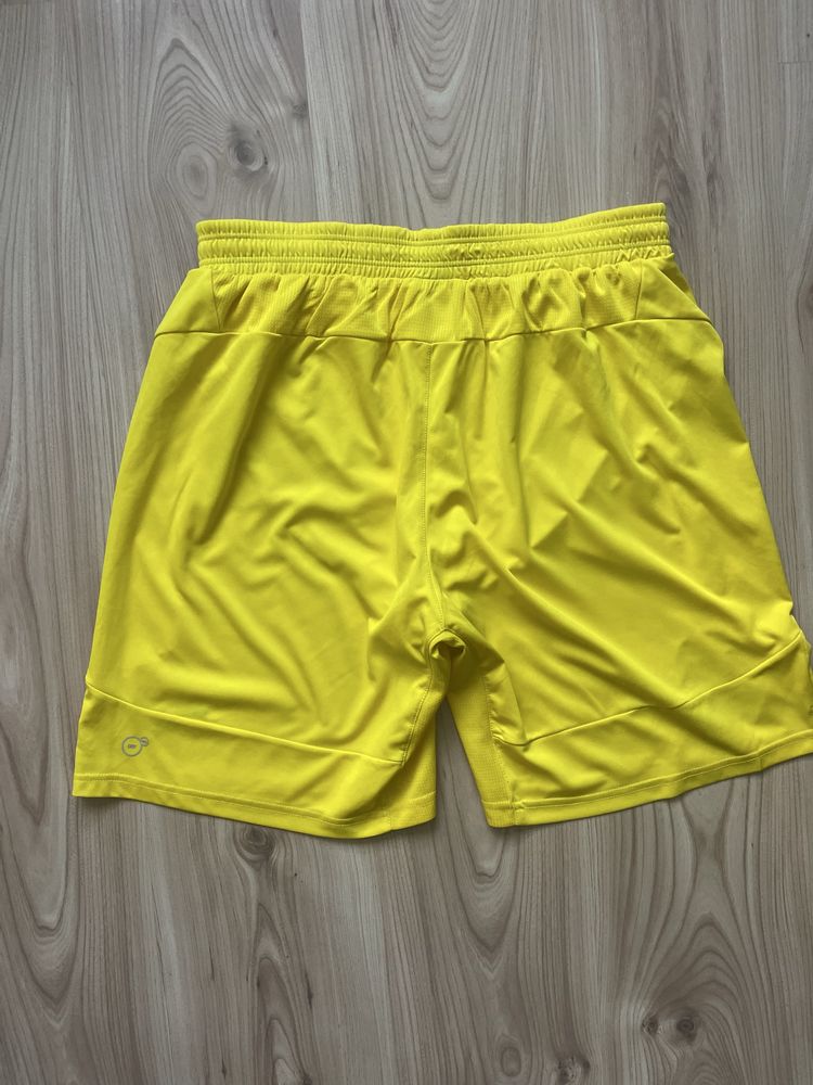 PUMA/BVB/мъжки спортни(футболни)къси панталони L/XL