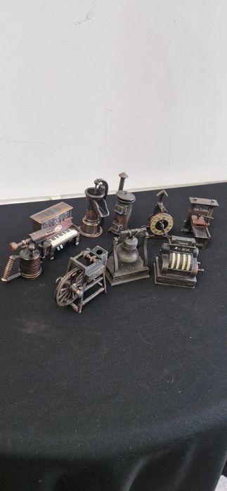 Lot ascutitori vechi Play Me