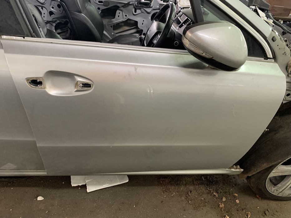 Usa Peugeot 508 berlina si break  DIFERITE CULORI! Fata/spate!