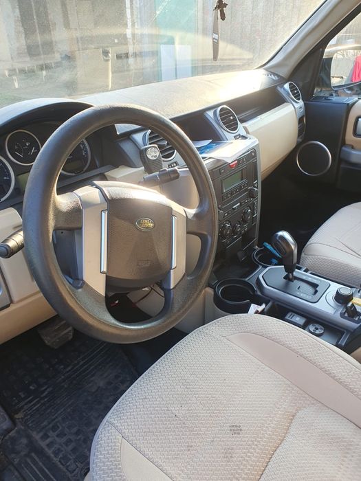 De vanzare land rover discovery 3