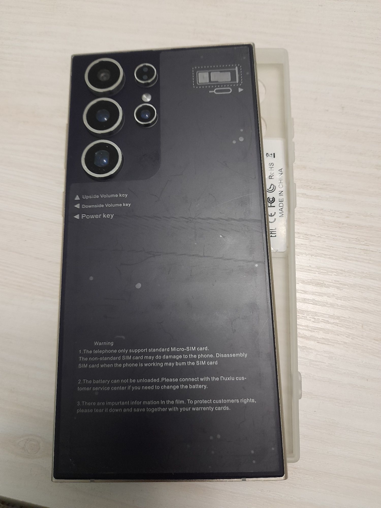 Samsung     S 24