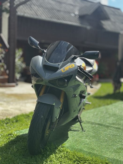 Kawasaki zx6r 636