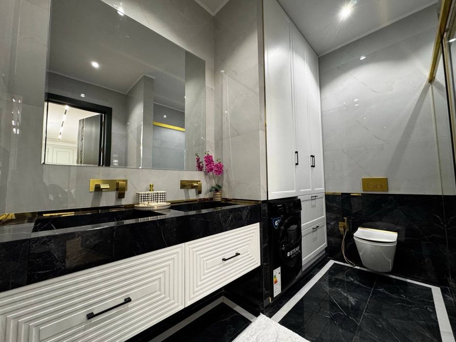 4комнатная Комплекс "Барокко" на Новомосковская