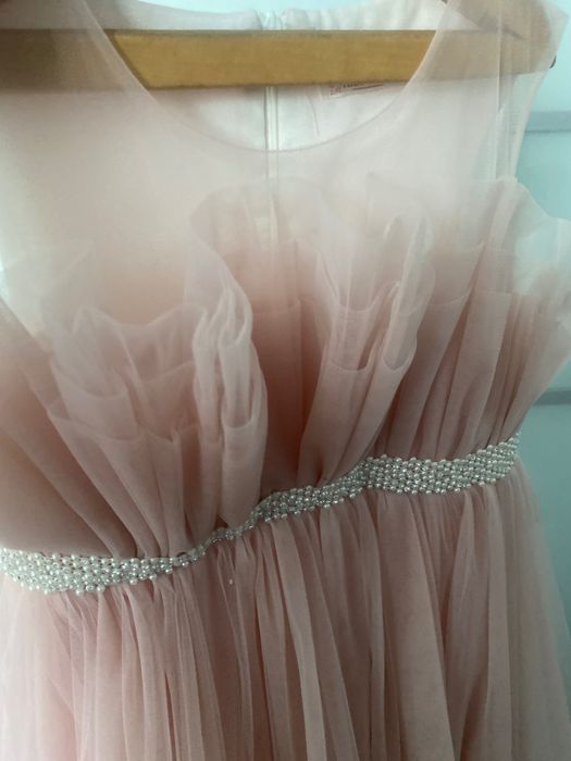 Нарядное платье для девочки