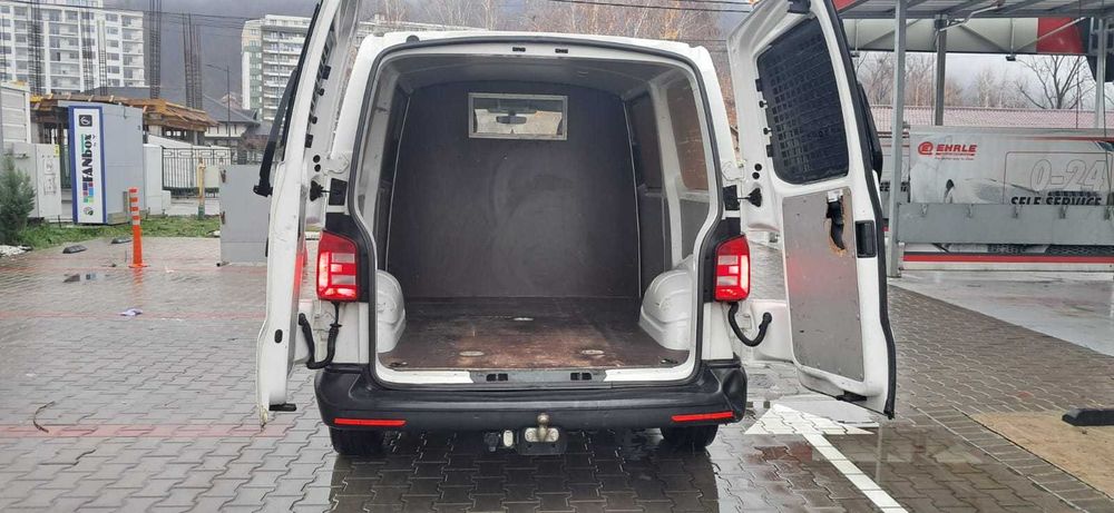 Wolkswagen T6 2016 preț 8700 euro motor 2000 cm 102 cp