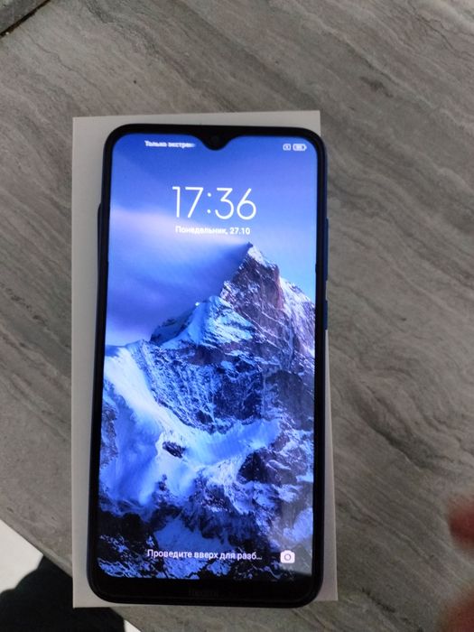 Продам Редми 8а 32гб звоните