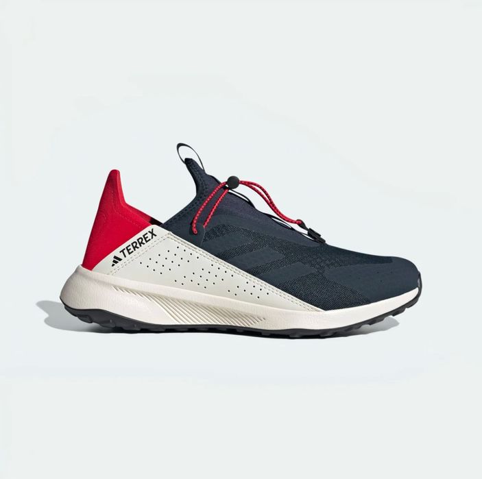 Кроссовки adidas оригинальные