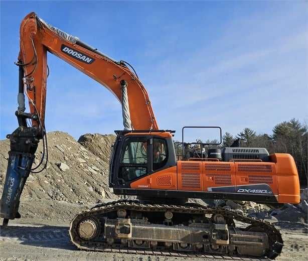 Dezmembram excavator DOOSAN DX490 LC-5 - Piese de schimb Doosan