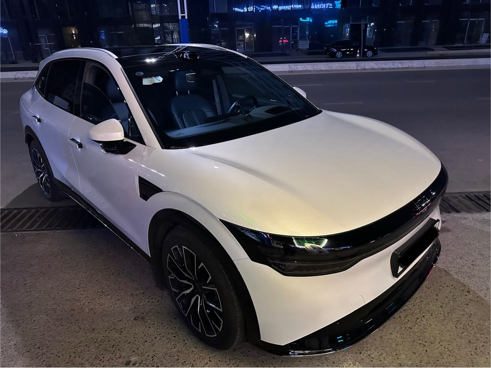 продается zeekr 7x, Sotiladi