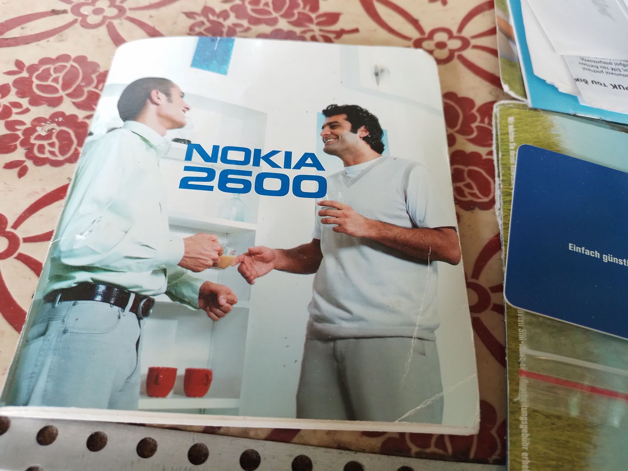 Nokia 2600 cu accesorii