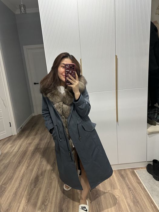 Продаю теплую и удобную парку, 2 раза одевала