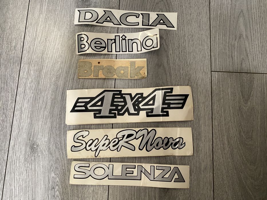 Emblema sigla sticker Dacia 1310 berlina supernova solenza break 4x4