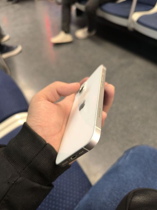 Iphone 13 srochni sotiladi usta ko'rmagan ideal