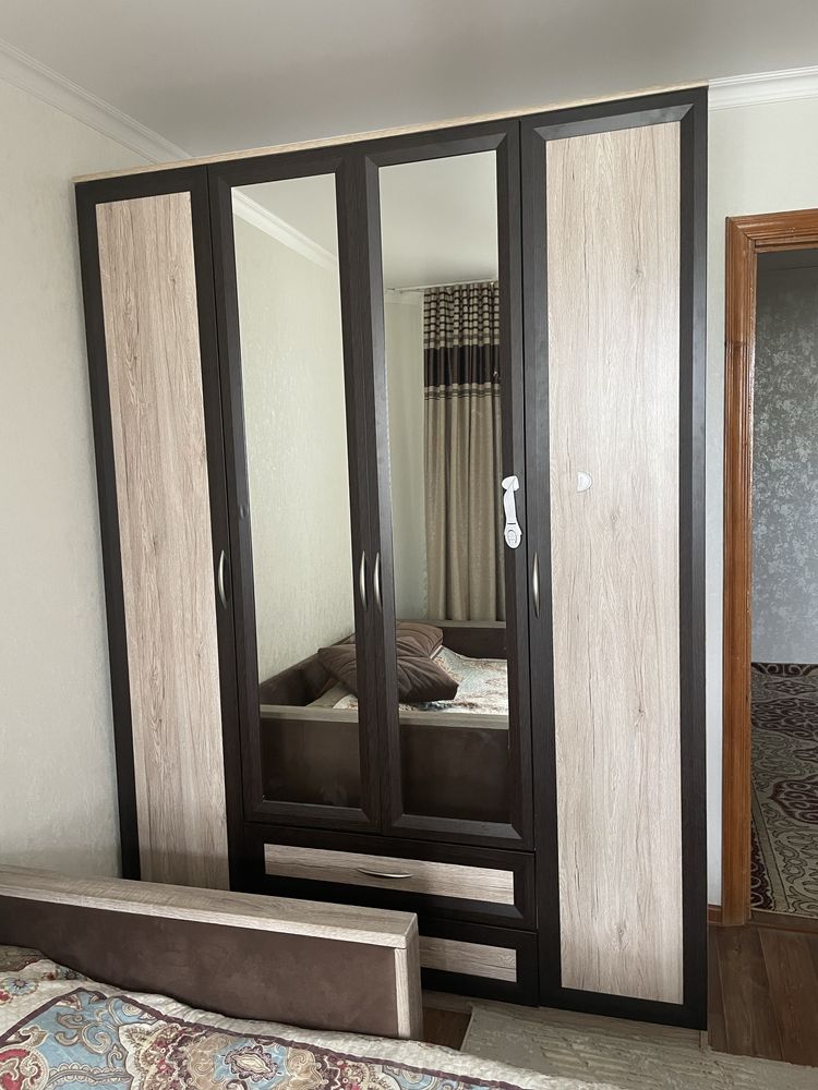 Продам шкаф в спальню