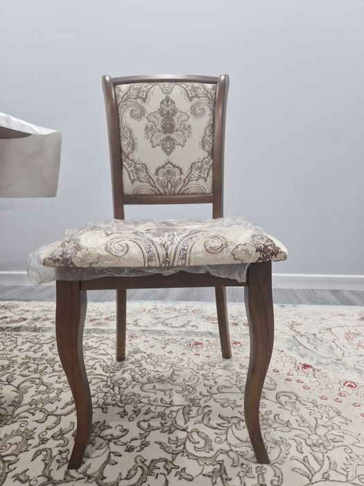 Стуля. Новые.  8 шт. Цена за ед 25000.