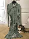 Vand rochie Esprit, lungime 120 cm, bust 90 cm,impecabila.