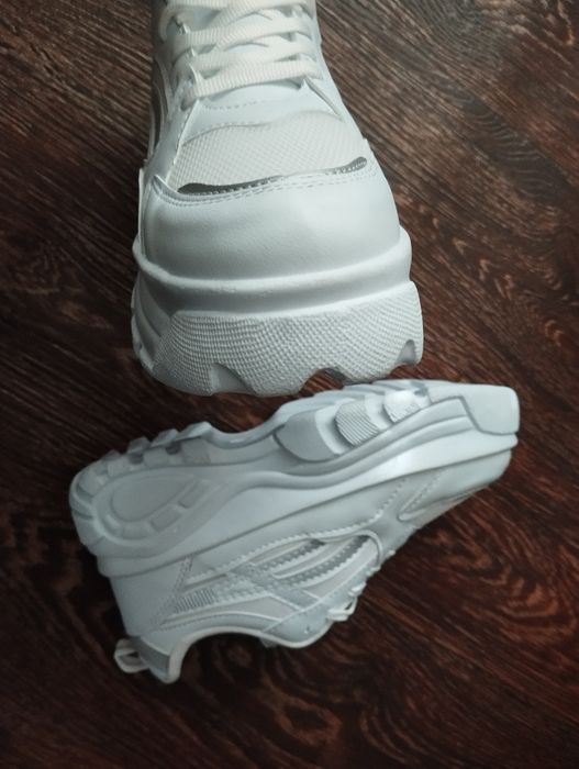 Дамски маратонки платформа 38 номер