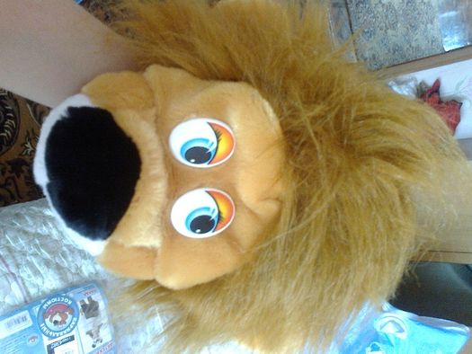 Продам карнавальный костюм львёнка на 4-7 лет