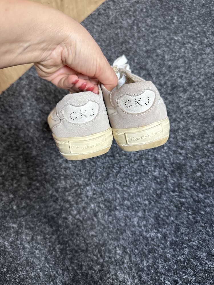 Кецове calvin klein 38номер