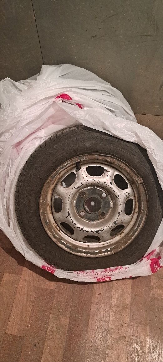 Диски с резиной 4×100