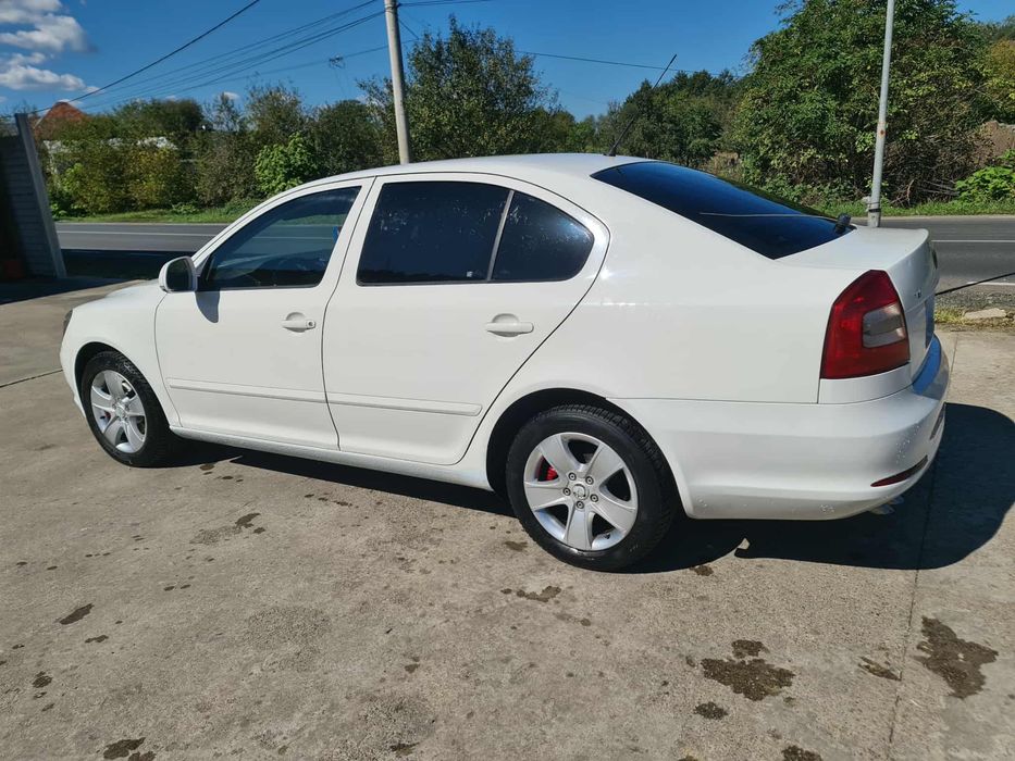 Vând Skoda Octavia