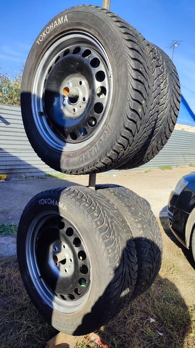 Продам резину бу с дисками 4шт205/55 R16 находится в Сергеевке