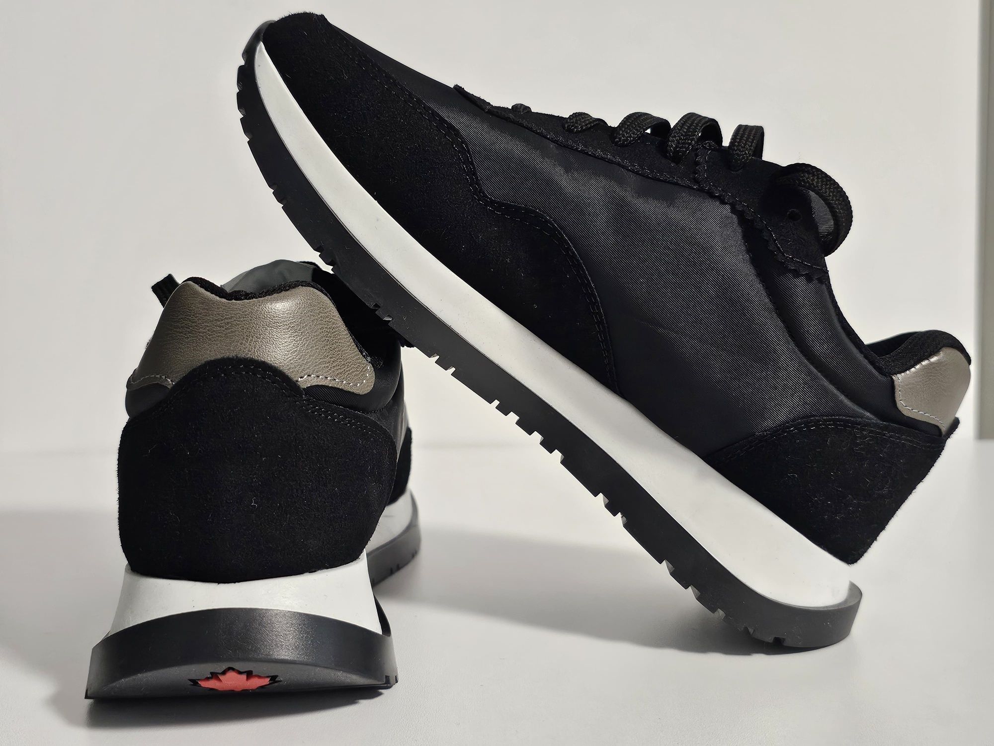 Adidași dsquared