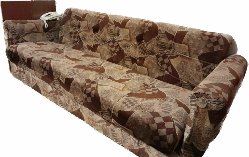 Продается диван, советского времени