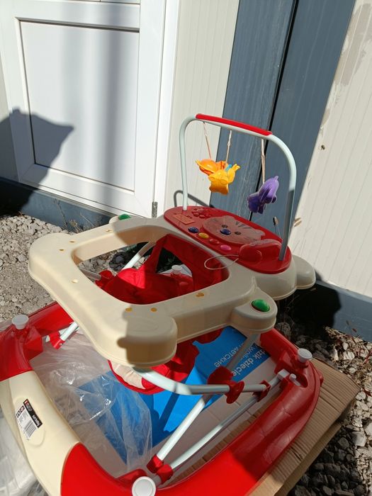 Premergător/centru de activități pentru bebeluși