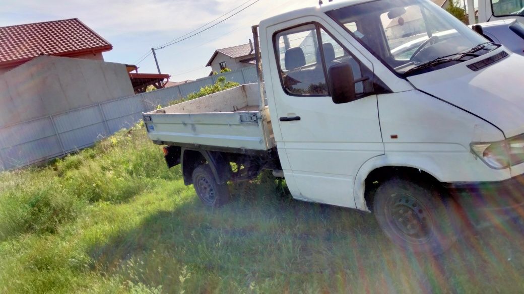 Sprinter 208 d benă fixă