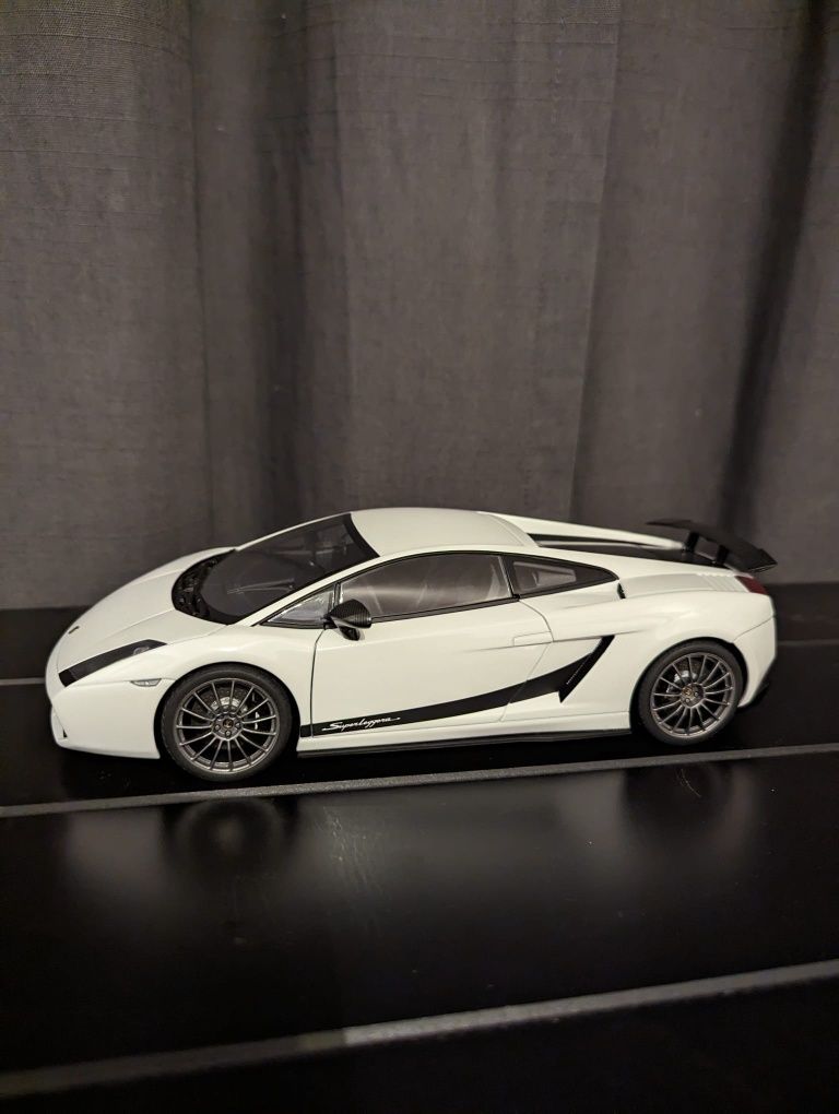 Macheta 1:18 Lamborgini Galardo Superllegera Autoart