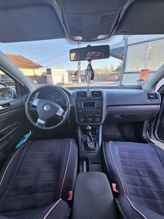 Ofer spre vanzare golf 5